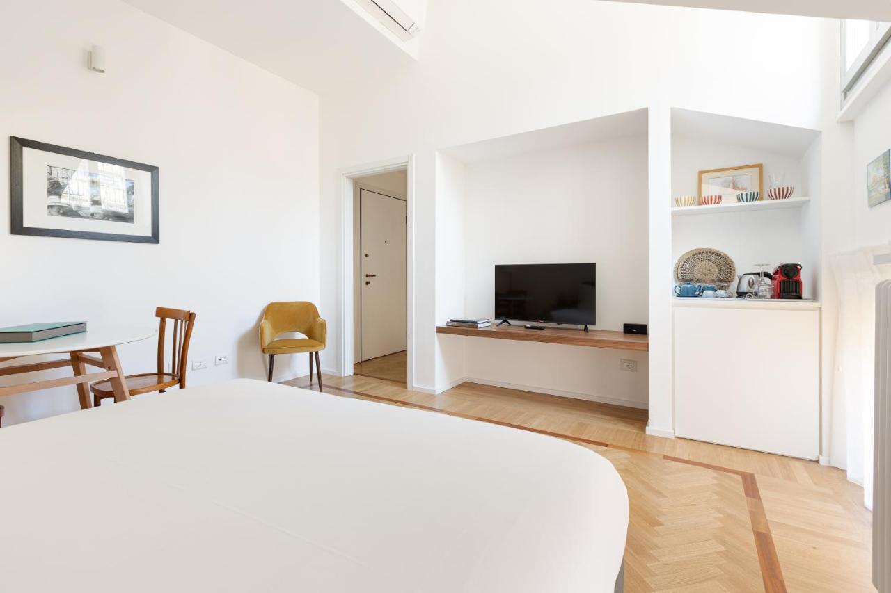 Spiga 46 Suites By Brera Apartments Milan Exterior photo
